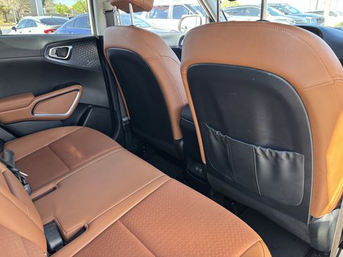 Certified 2024 Kia Soul EX w/ Option Group 015 FWD image 11