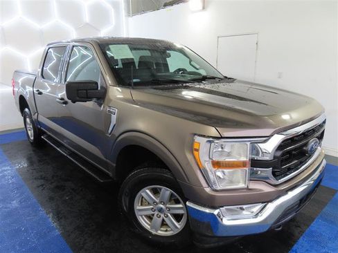 Used 2022 Ford F150 XLT w/ Equipment Group 301A Mid image 5