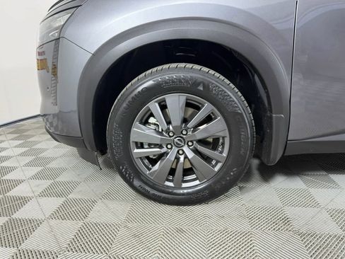 New 2026 Nissan Pathfinder SV image 10