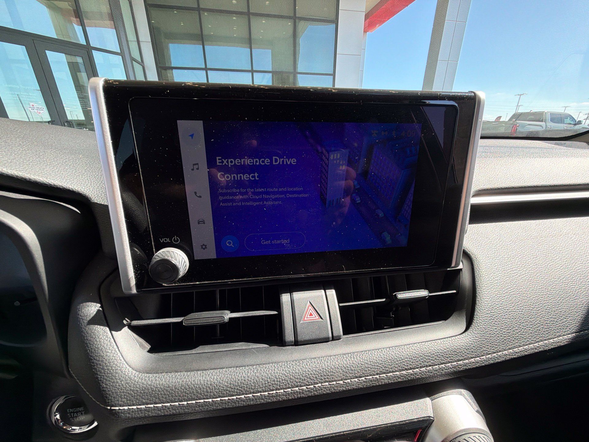 Certified 2025 Toyota RAV4 XLE FWD image 18