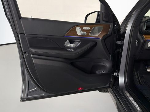 Certified 2025 Mercedes-Benz GLS 450 4MATIC w/ AMG Line Exterior image 23