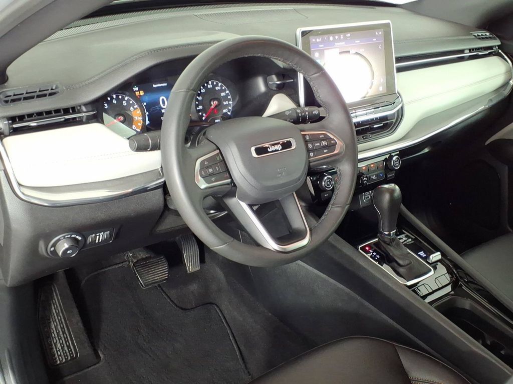 Used 2024 Jeep Compass Limited AWD/4WD image 18