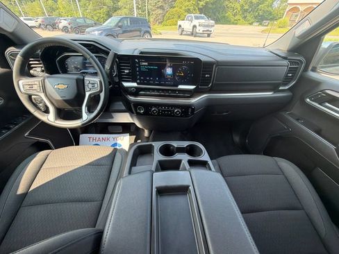 Certified 2024 Chevrolet Silverado 1500 LT AWD/4WD image 17
