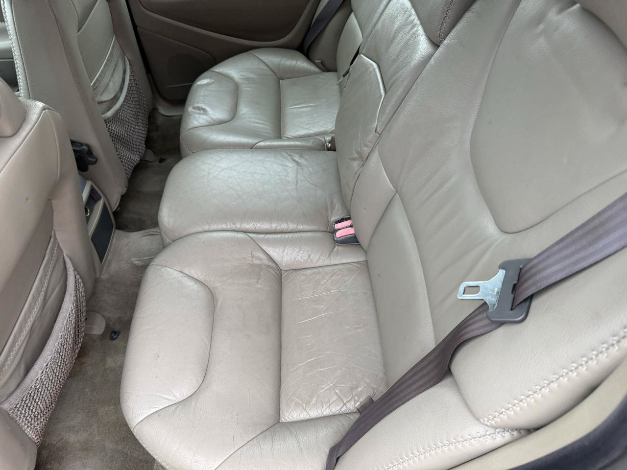 Used 2001 Volvo V70 Cross Country AWD/4WD image 11