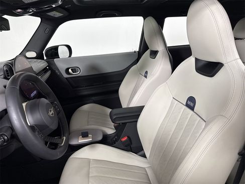 Used 2025 MINI Cooper S image 5