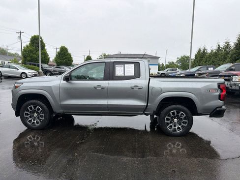 Used 2023 Chevrolet Colorado LT w/ LT Convenience Package AWD/4WD image 2