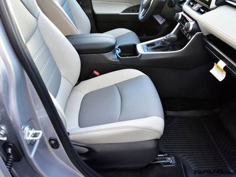 New 2025 Toyota RAV4 XLE Premium image 10