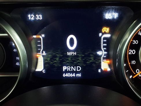 Used 2018 Jeep Wrangler Sport AWD/4WD image 18