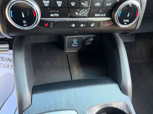 Used 2023 Ford Escape ST-Line AWD/4WD image 22