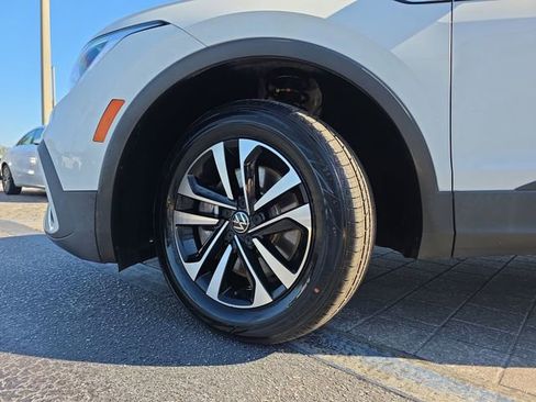 Certified 2022 Volkswagen Tiguan S image 31