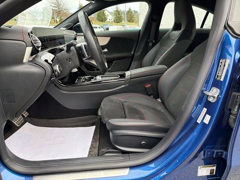 Certified 2025 Mercedes-Benz CLA 250 4MATIC image 9