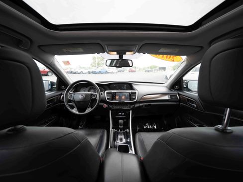 Used 2016 Honda Accord EX-L image 19