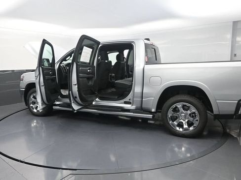 New 2026 RAM 1500 Big Horn AWD/4WD image 32