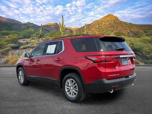 Used 2023 Chevrolet Traverse LT AWD/4WD image 6