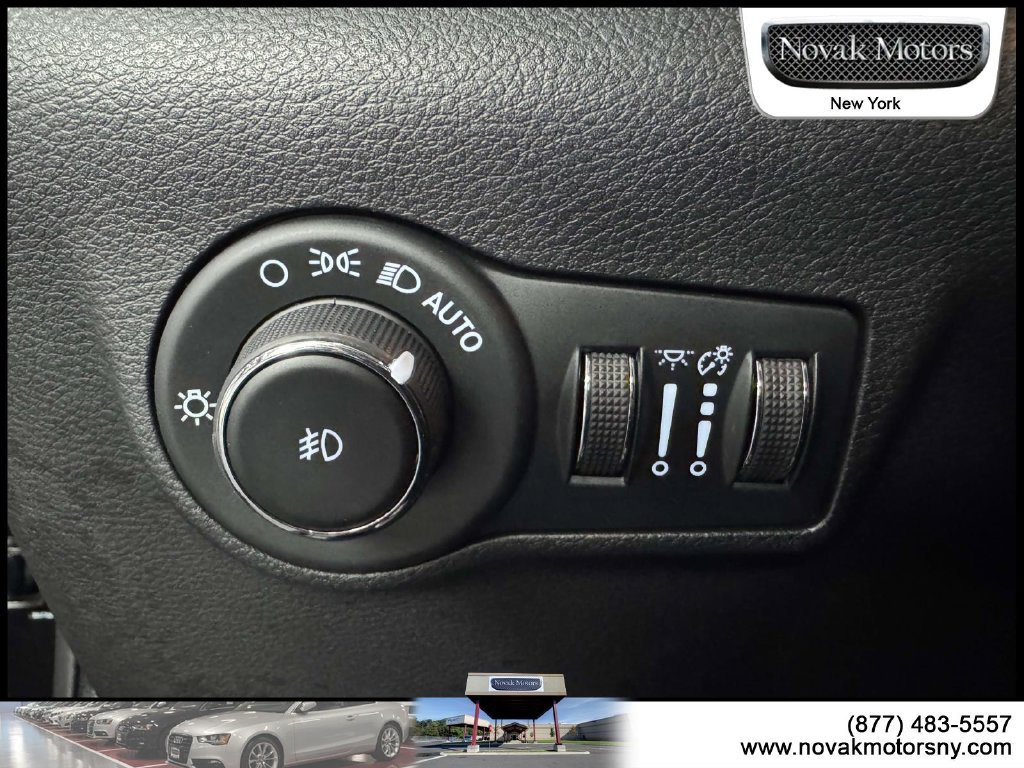 Used 2022 Jeep Compass Latitude AWD/4WD image 19