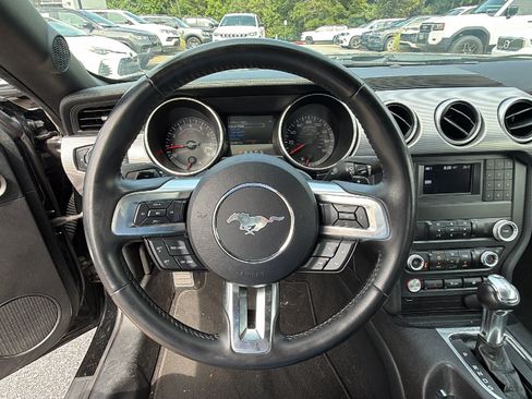 Used 2020 Ford Mustang GT RWD image 23