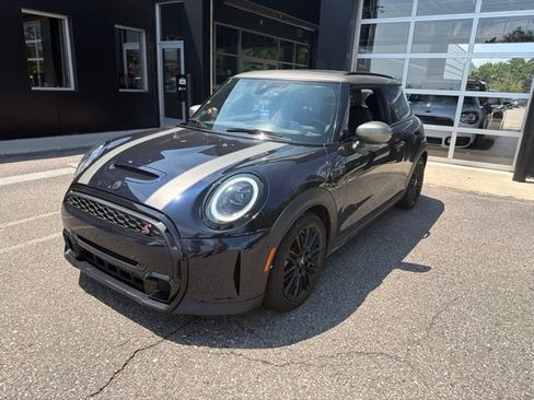 Used 2024 MINI Cooper S FWD image 1