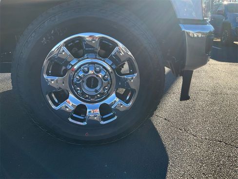 New 2026 Ford F250 Lariat w/ Chrome Package image 35