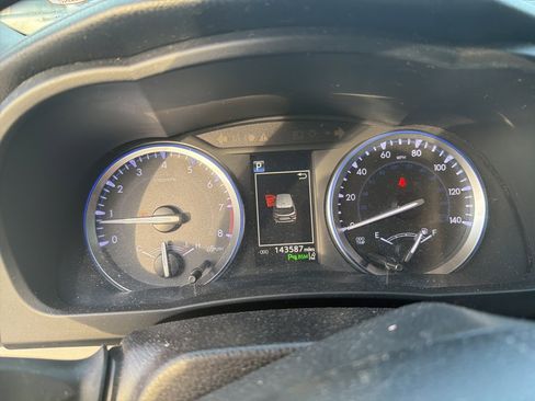 Used 2018 Toyota Highlander Limited Platinum image 9