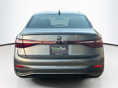 Used 2025 Volkswagen Jetta Sport FWD image 7
