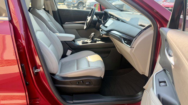 Used 2019 Cadillac XT4 Luxury FWD image 16