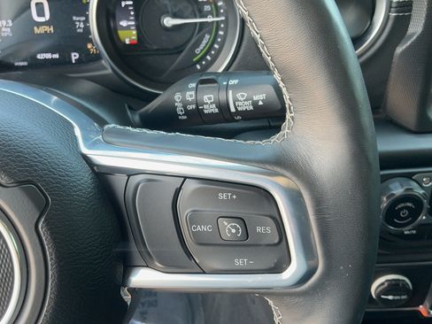 Used 2023 Jeep Wrangler Unlimited Sahara w/ Cold Weather Group AWD/4WD image 23