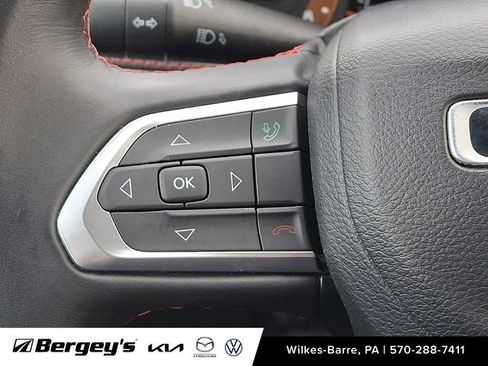 Used 2022 Jeep Compass Trailhawk w/ Sun and Sound Group image 23