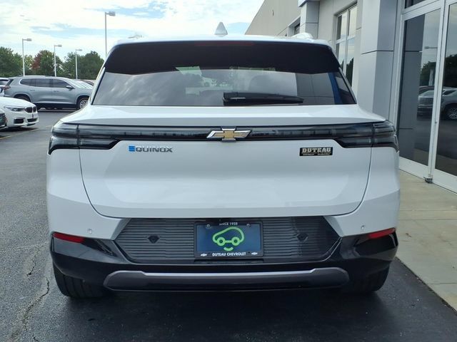 Certified 2024 Chevrolet Equinox EV LT FWD image 6