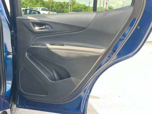 Used 2023 Chevrolet Equinox RS w/ LPO, Floor Liner Package FWD image 23