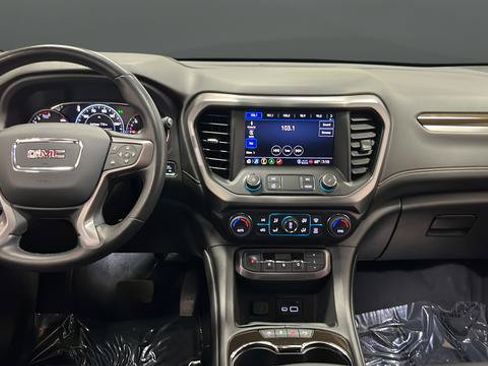 Used 2022 GMC Acadia AT4 w/ Technology Package AWD/4WD image 12