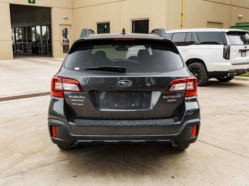 Used 2019 Subaru Outback 3.6R Limited image 5