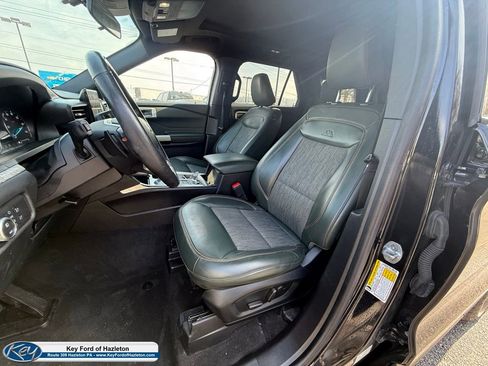 Used 2022 Ford Explorer Timberline image 14