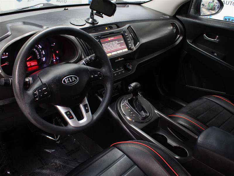 Used 2012 Kia Sportage LX w/ Navigation Pkg FWD image 7