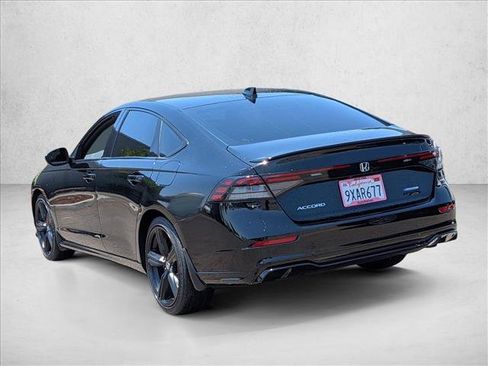 Used 2024 Honda Accord Sport image 7