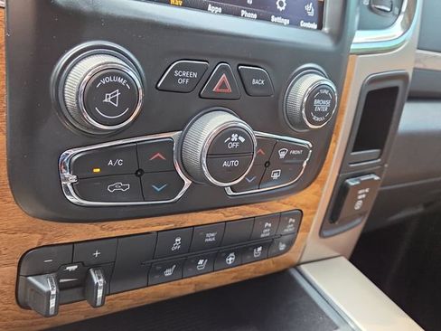 Used 2018 RAM 1500 Laramie Longhorn w/ Convenience Group AWD/4WD image 16