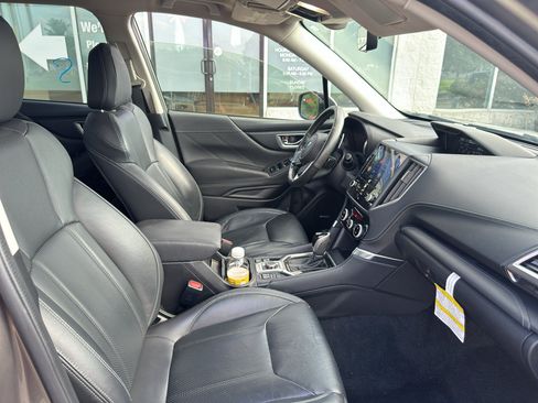 Used 2021 Subaru Forester Touring w/ Popular Package #2 AWD/4WD image 11