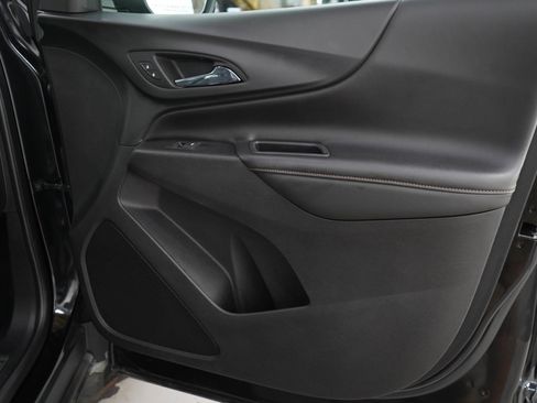 Used 2019 Chevrolet Equinox Premier AWD/4WD image 9