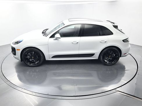 Certified 2026 Porsche Macan GTS AWD/4WD image 38