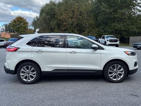 Used 2020 Ford Edge Titanium w/ Equipment Group 301A image 4
