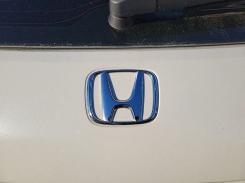 Used 2023 Honda HR-V LX image 15