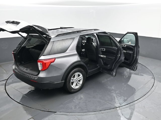 Used 2022 Ford Explorer XLT AWD/4WD image 26