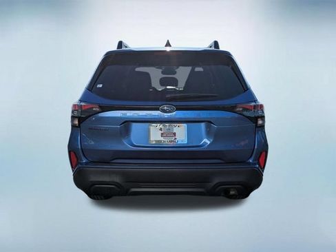 Used 2026 Subaru Forester Premium AWD/4WD image 4