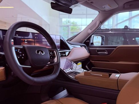 New 2026 INFINITI QX80 Luxe w/ Cargo Package image 16