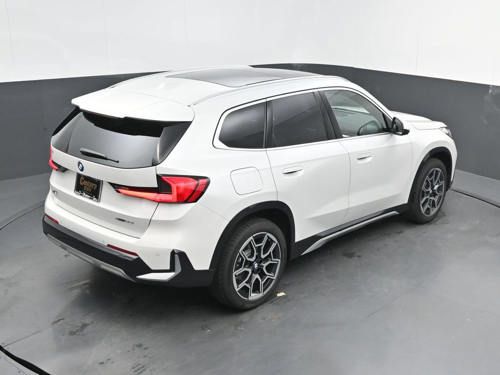 New 2026 BMW X1 xDrive28i w/ Technology Package AWD/4WD image 38