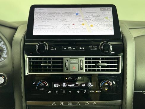 Used 2024 Nissan Armada SV w/ Cargo Package AWD/4WD image 22