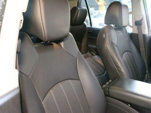 Used 2016 Buick Enclave Leather w/ Trailering Package, 4500 LBS. AWD/4WD image 11