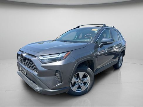 Used 2024 Toyota RAV4 XLE AWD/4WD image 14