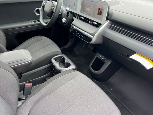 Certified 2024 Hyundai Ioniq 5 SEL RWD image 20