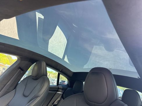 Used 2023 Tesla Model S Plaid image 11