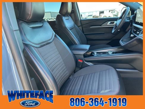 Used 2025 Ford Explorer ST-Line w/ Premium Package image 47